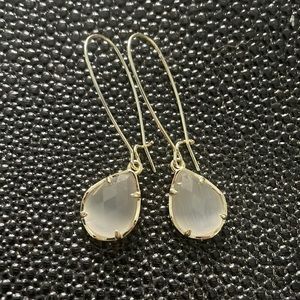 Kendra Scott Dee earrings in slate grey